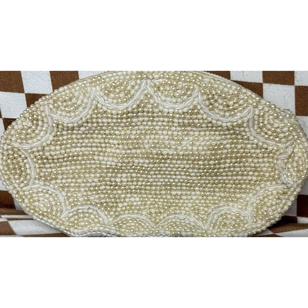 Vintage 1950's Reina Oval Pearl Beaded Evening Bag 7